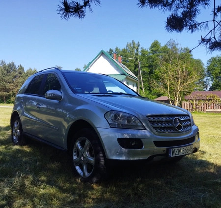 Mercedes-Benz ML cena 28000 przebieg: 212600, rok produkcji 2005 z Bełżyce małe 67